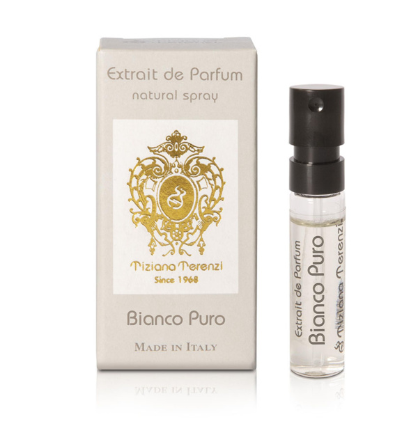 Campioncino del profumo Bianco Puro di Tiziana Terenzi, con scatola beige decorata con un motivo dorato e il nome del profumo stampato in grigio.