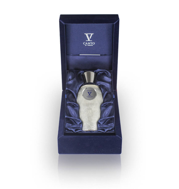 Flacone di profumo V Canto by Terenzi Agape in un elegante cofanetto blu con interno in raso.