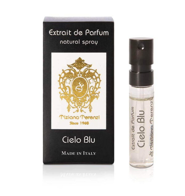 Campioncino da 1.5 ml di Extrait de Parfum 'Cielo Blu' di Tiziana Terenzi, con la confezione nera decorata con stemma dorato al centro e testo bianco.